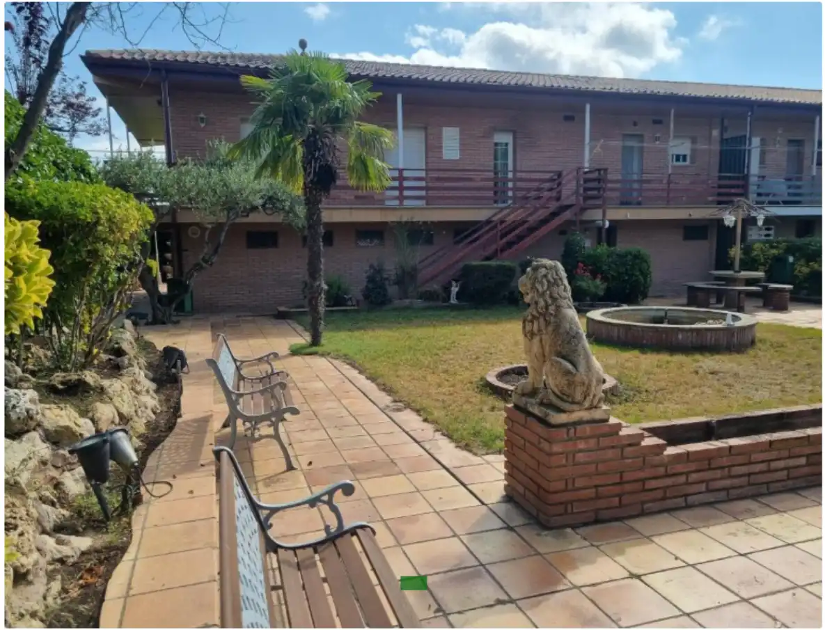 Country homes for sale in Lloc Barri de la Piscina, 6, La Llacuna