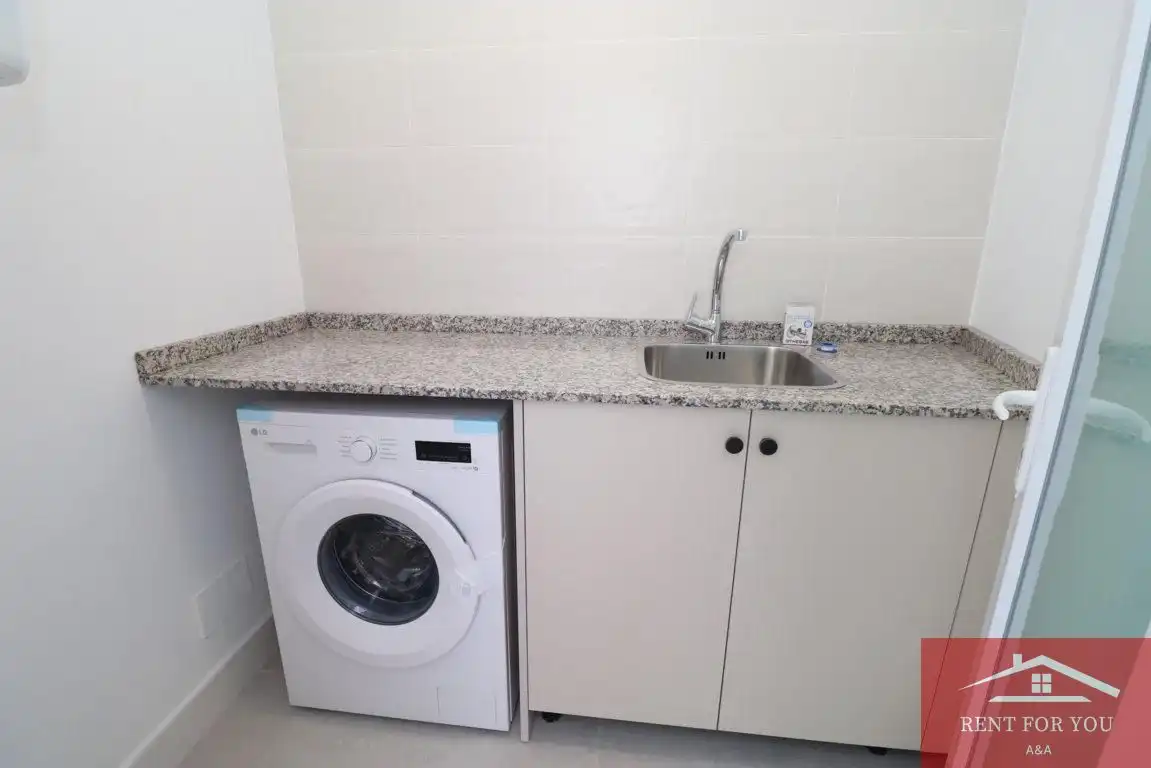 Ground floor for rent in Centro