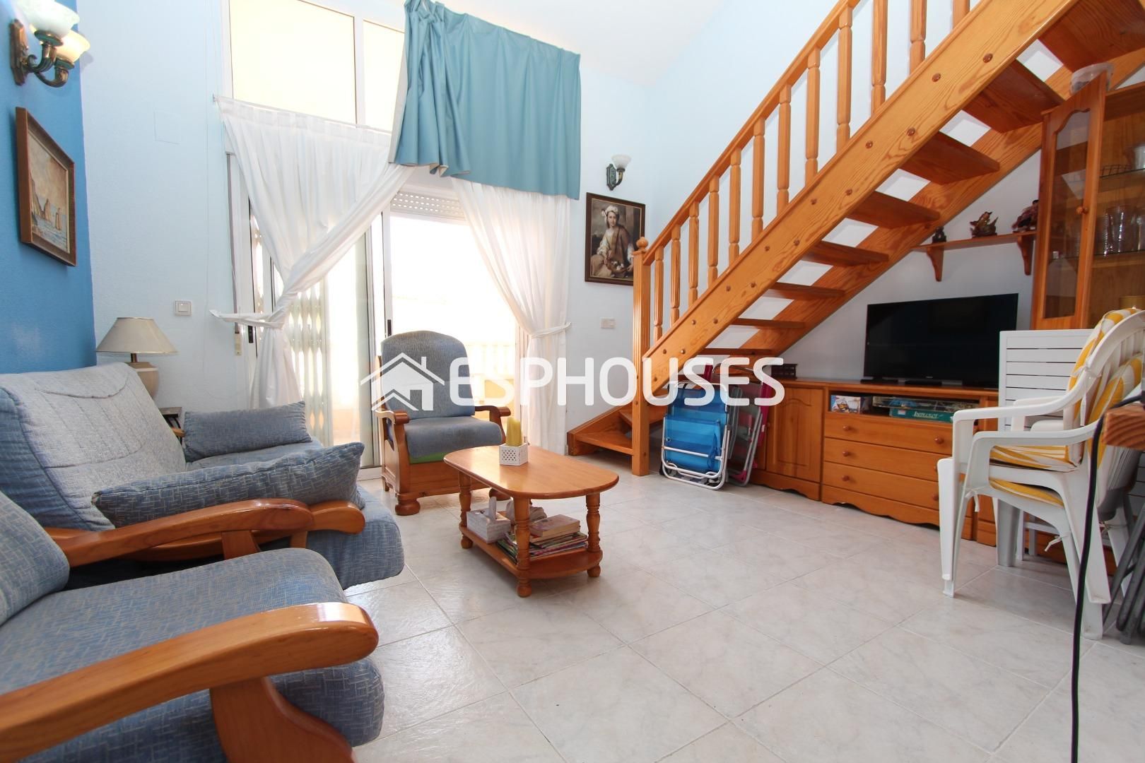 Living room of Duplex for sale in Guardamar del Segura  with Terrace, Furnished and Balcony