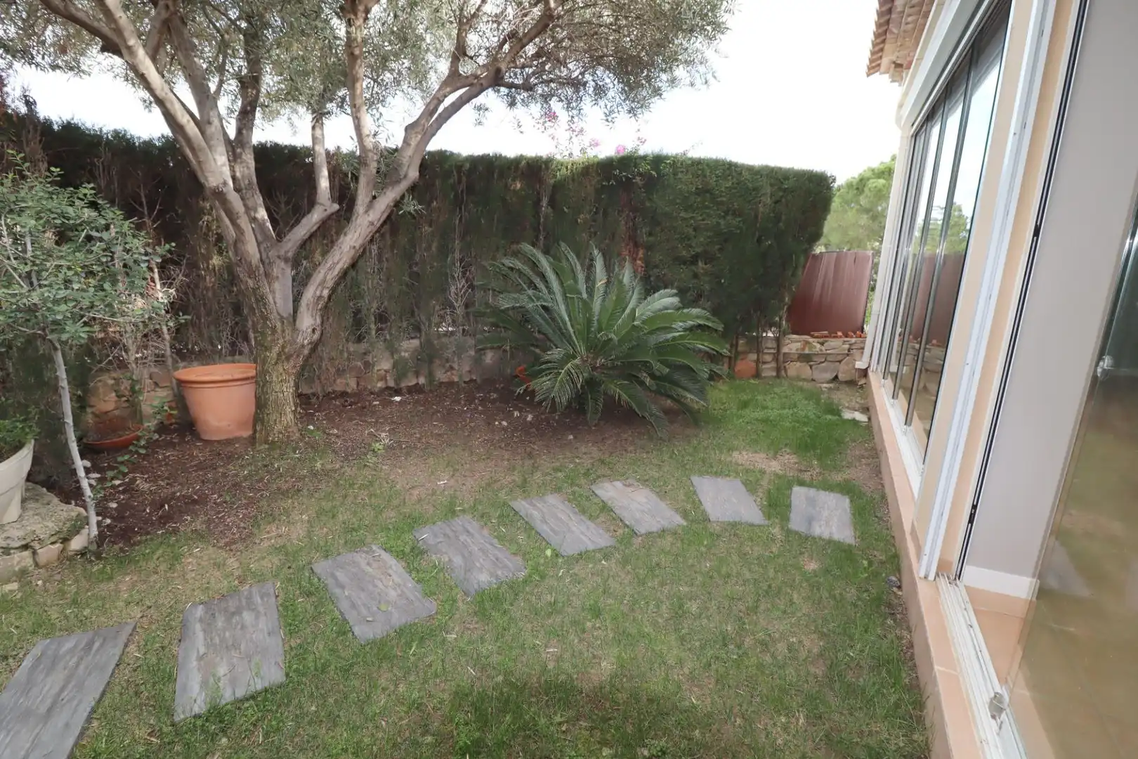 Casa pareada con jardín en alquiler en Pobles del Nord, imagen 39