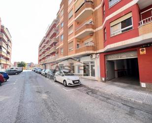 Vista exterior de Garatge en venda en Alzira