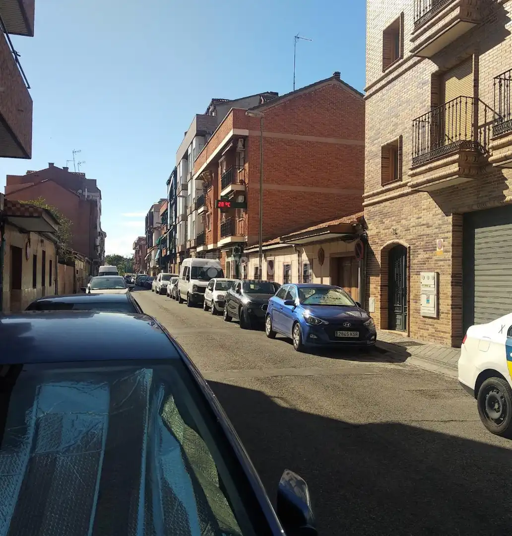 Vista exterior de Garatge en venda en Leganés