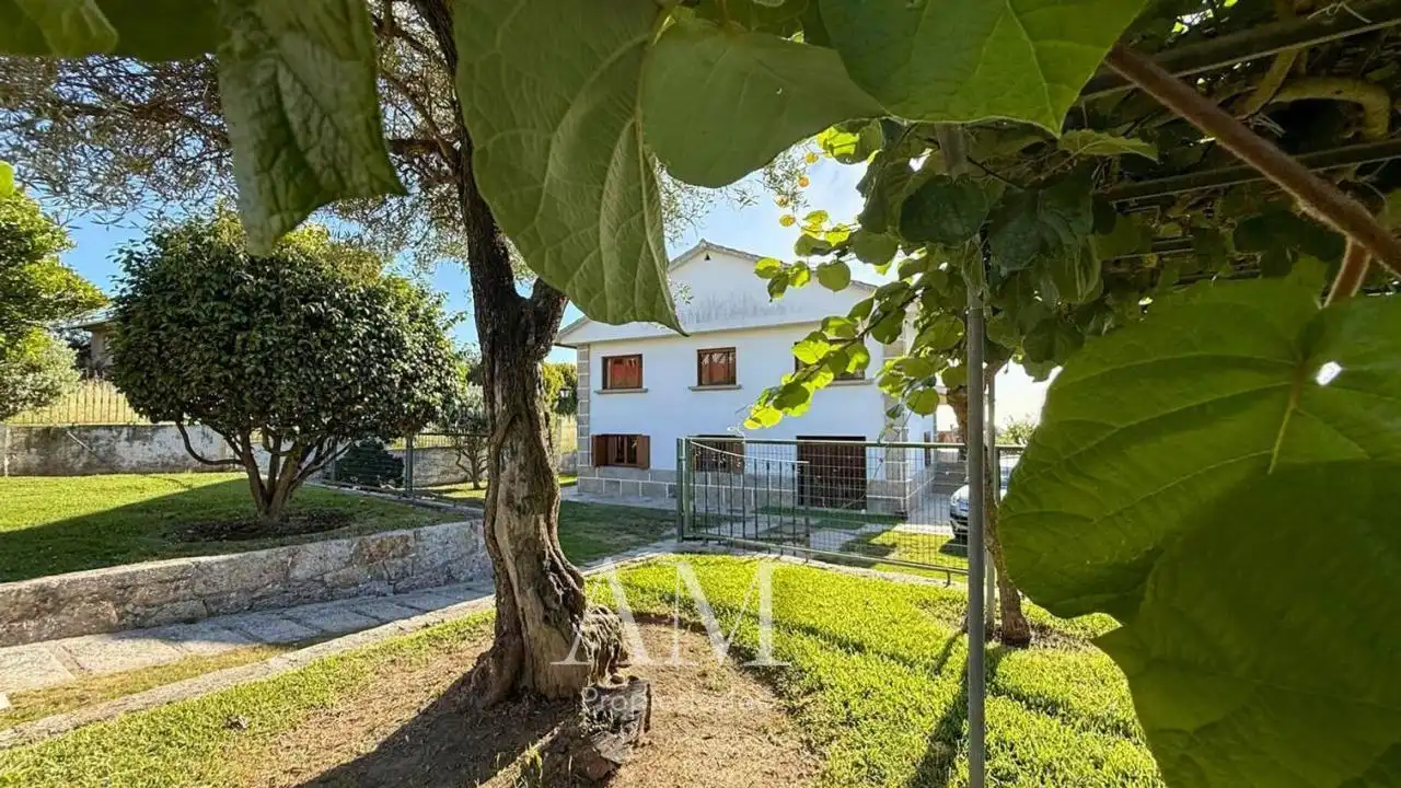 Jardí de Casa o xalet en venda en Vigo  amb Calefacció, Jardí privat i Terrassa