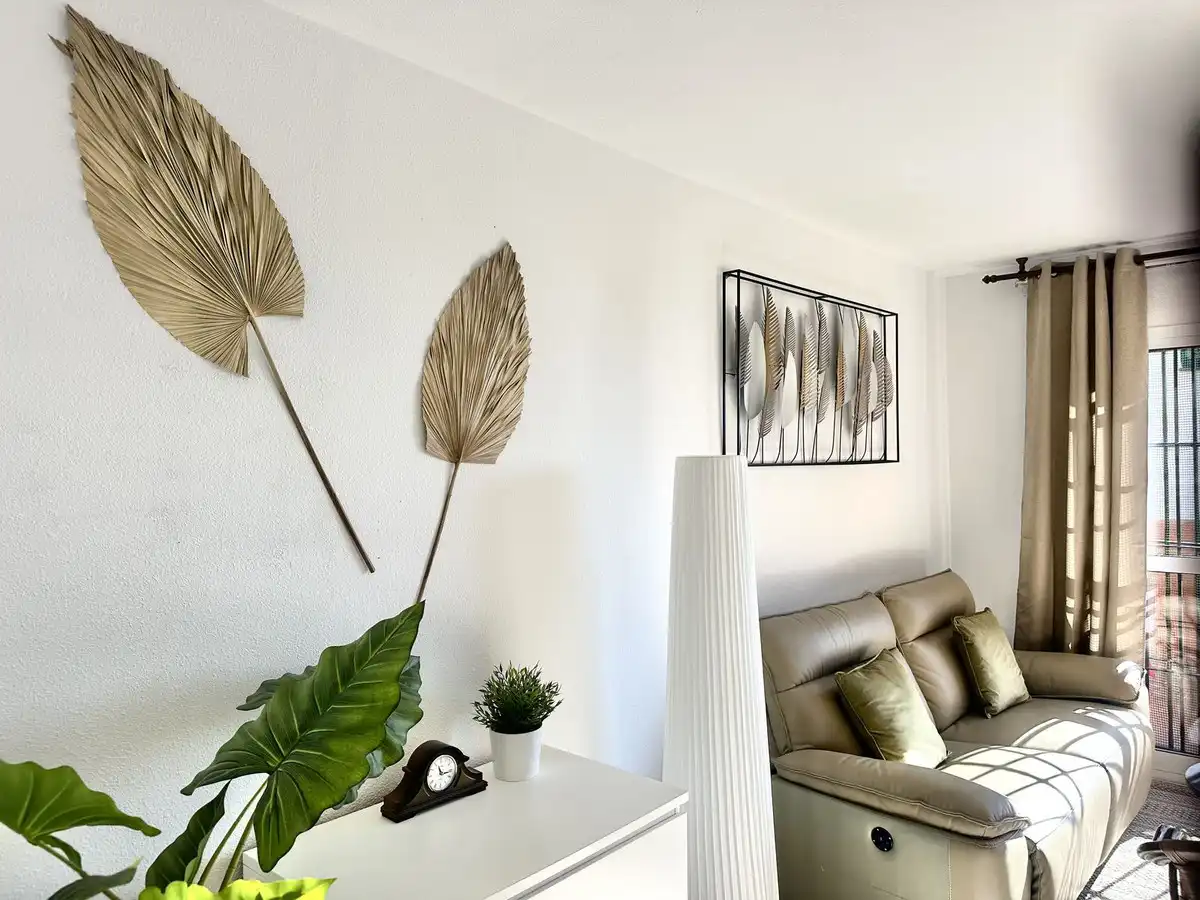 Wohnzimmer von Erdgeschoss zum Verkauf in Mijas mit Klimaanlage, Heizung und Terrasse
