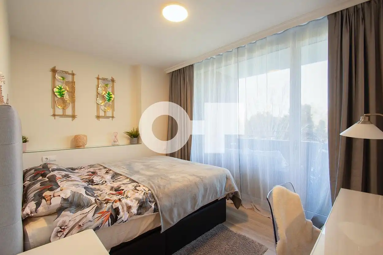Habitación de Piso en venta en Barcelona con Aire acondicionado, Calefacción y Jardín privado