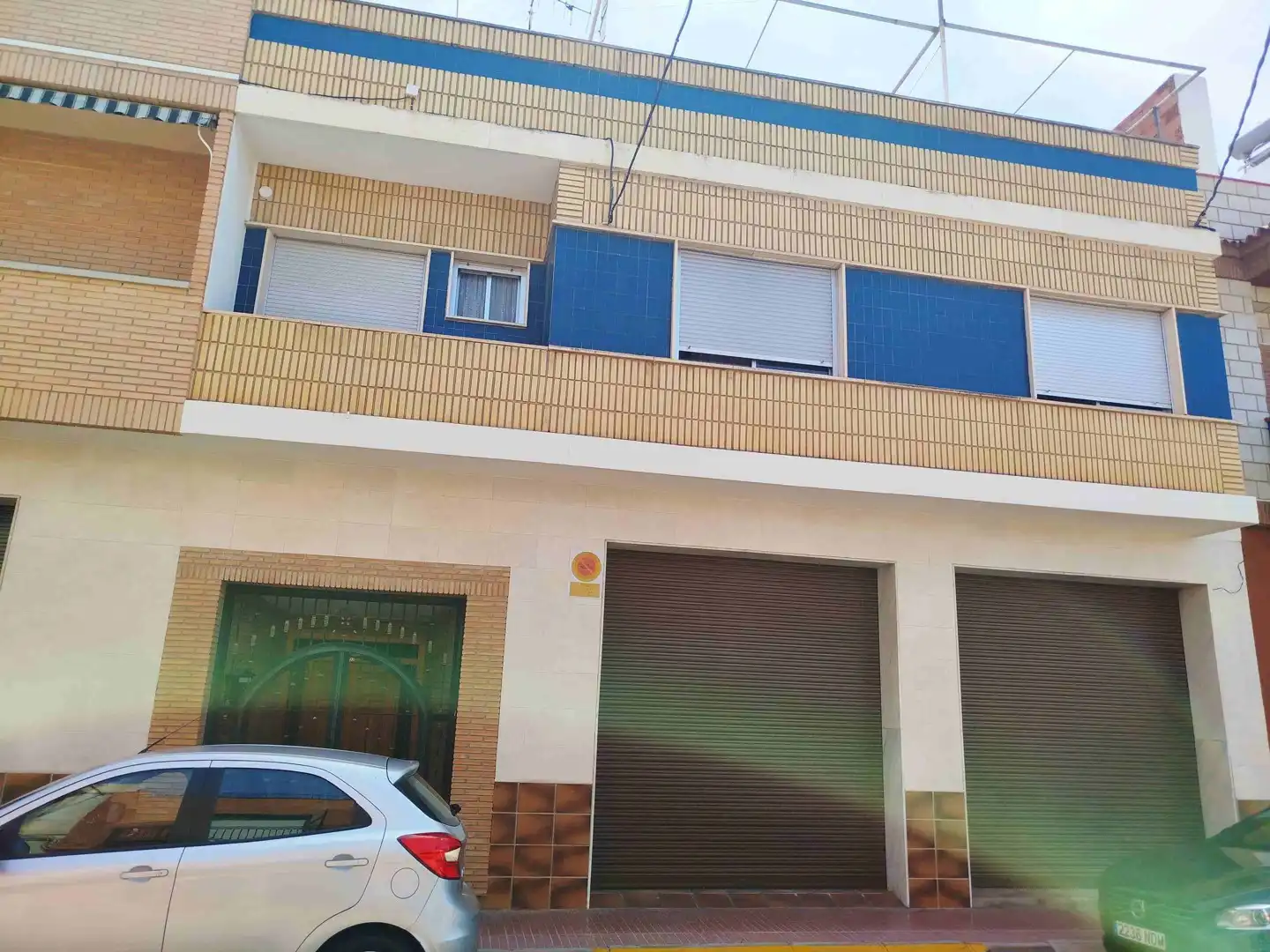 Außenansicht von Einfamilien-Reihenhaus zum Verkauf in Puçol mit Terrasse