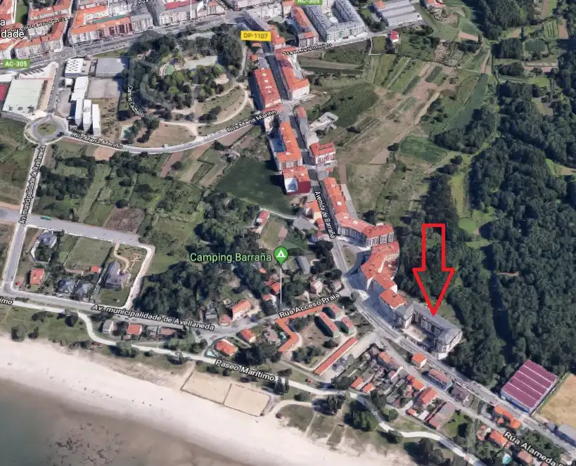 Wohnung zur Miete in Boiro mit Heizung, Terrasse und Abstellraum