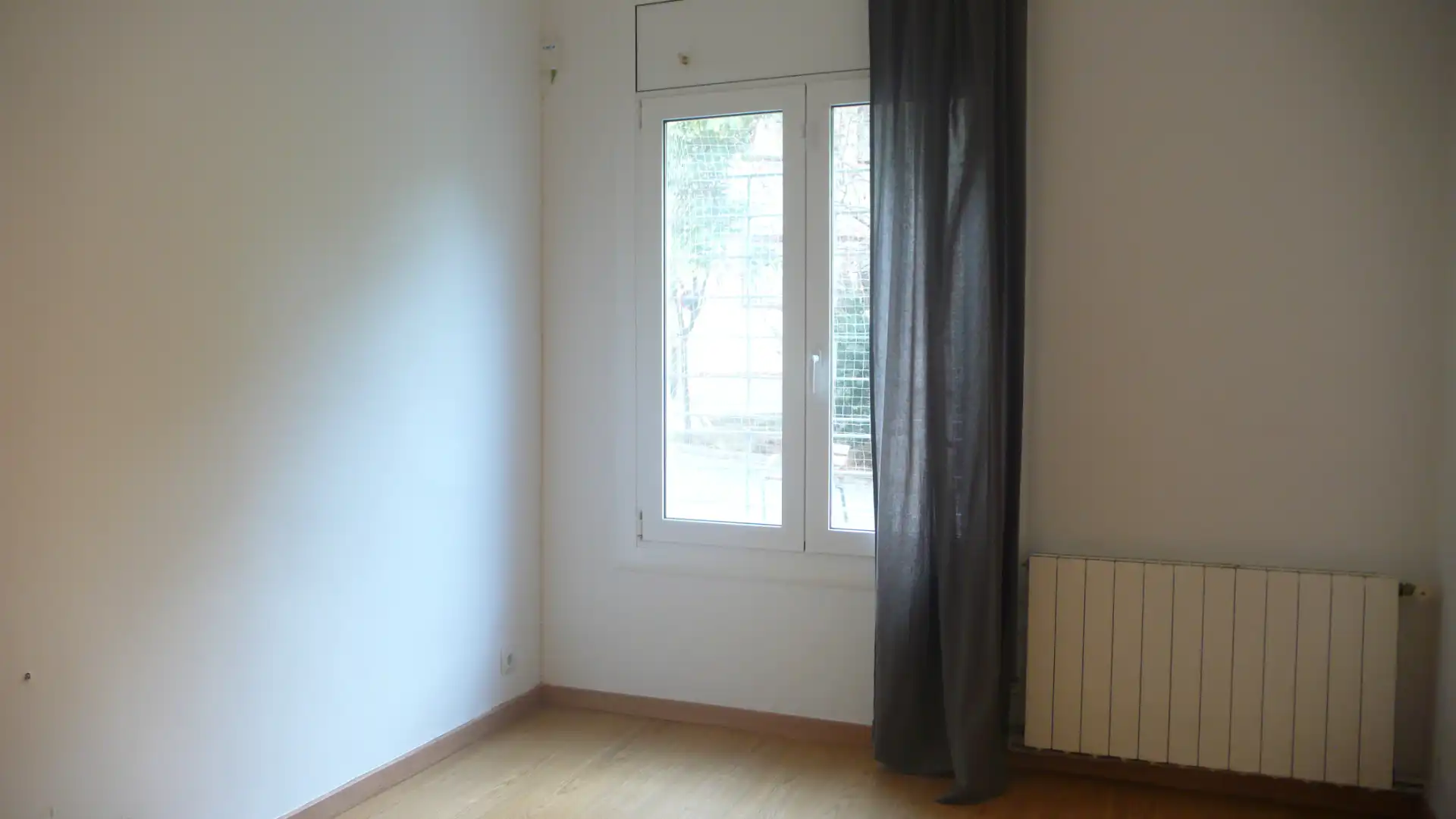 Dormitori de Pis en venda en Barcelona amb Aire condicionat, Parquet i Forn