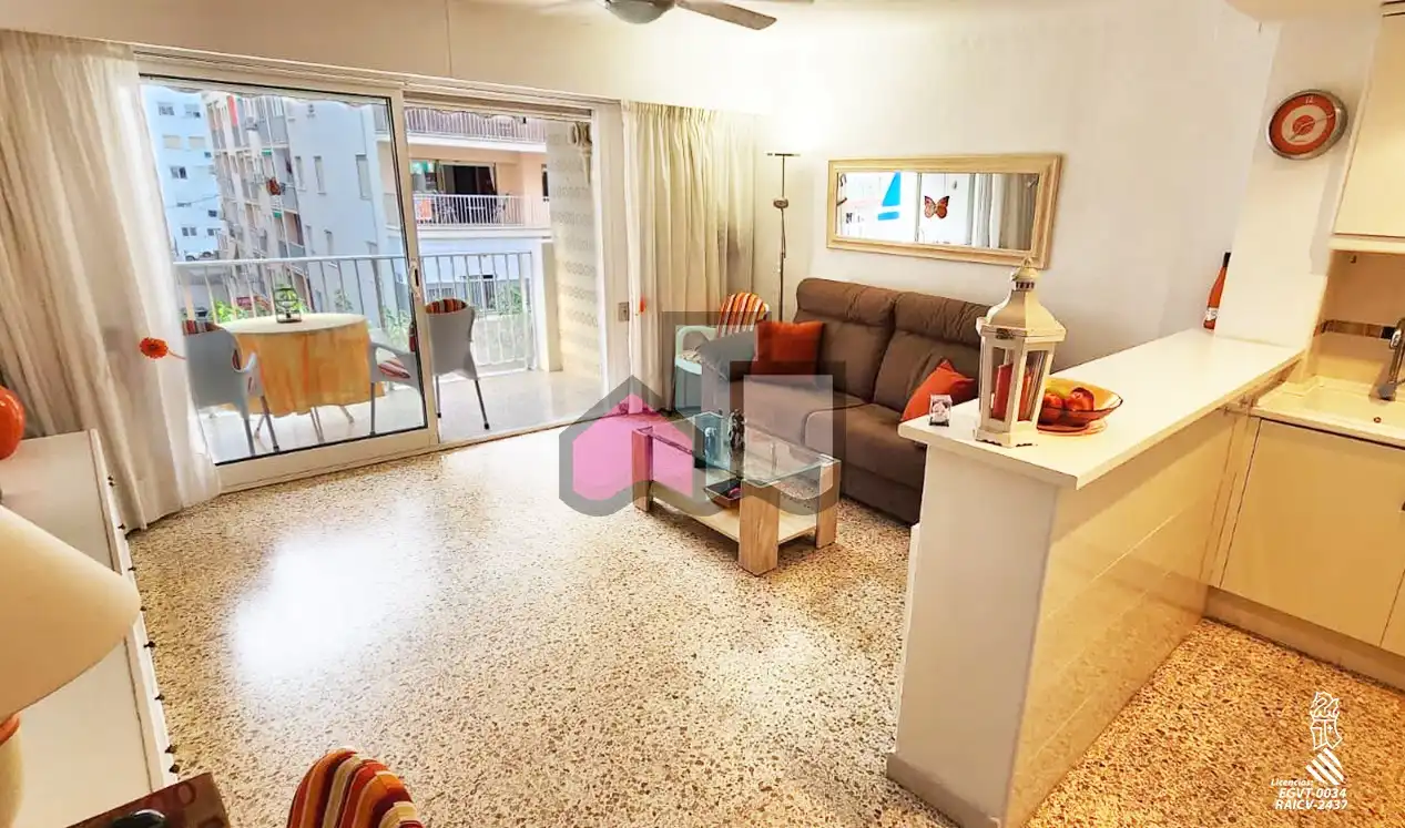 Living room of Apartments for sale in Cullera  with Terrace, Furnished and Oven