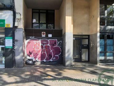 Moto in vendita a Carrer de Sant Antoni Maria Claret 416