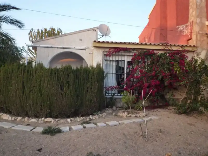 Chalet con jardín en venta en Calle Áncora 88, imagen 5