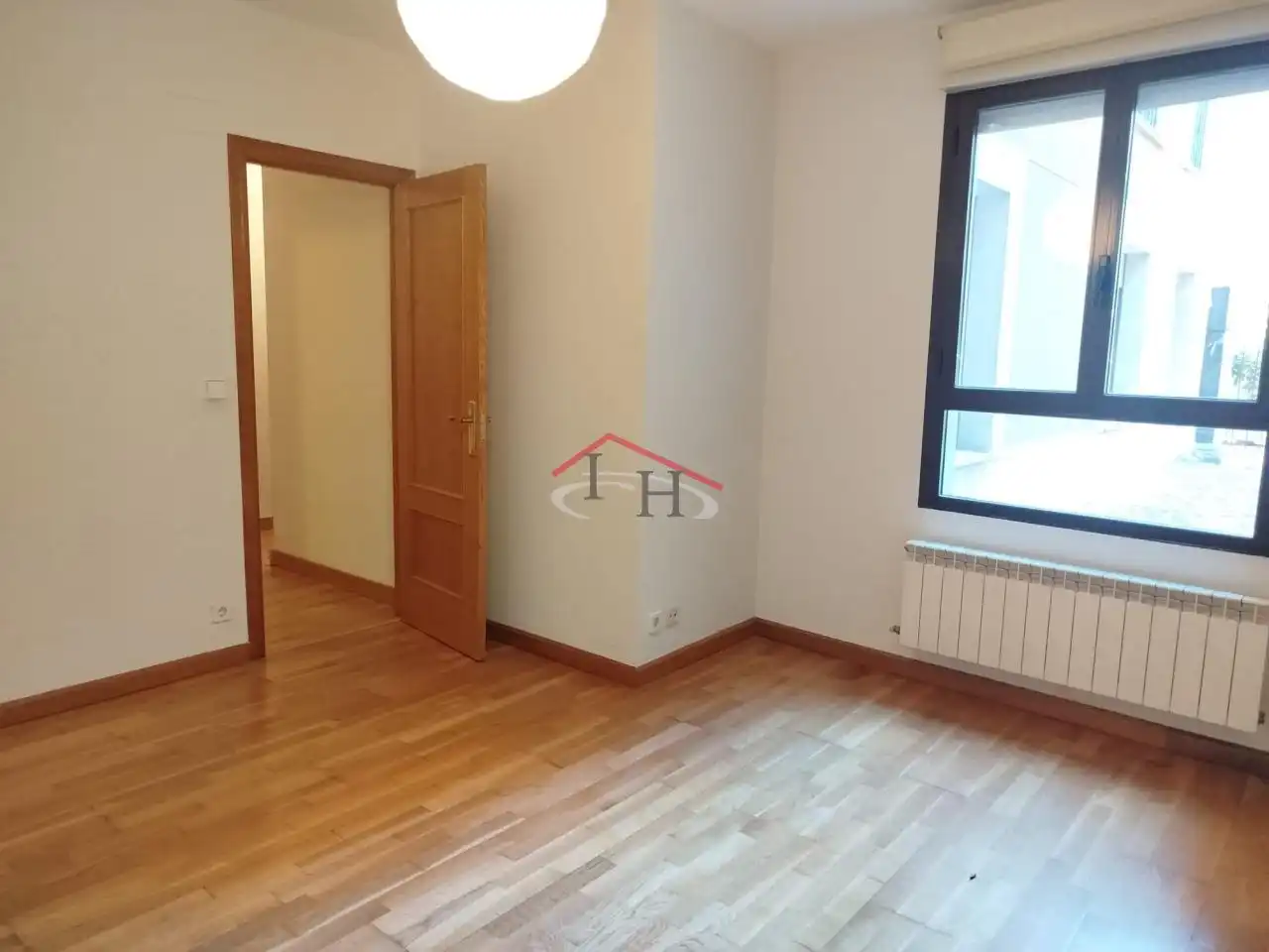 Schlafzimmer von Wohnung zur Miete in León Capital  mit Heizung, Parkett und Abstellraum