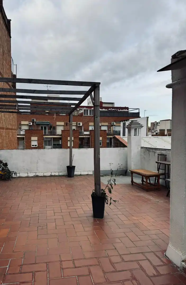 Terrassa de Pis en venda en L'Hospitalet de Llobregat amb Traster, Moblat i Forn