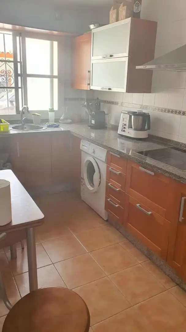 Cuina de Casa adosada en venda en San Fernando