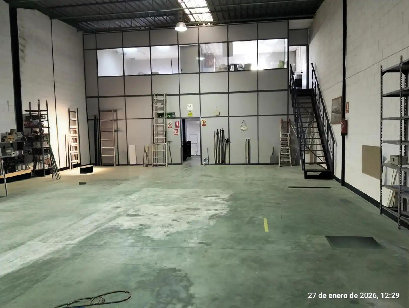 Nave industrial en venta en Sevilla