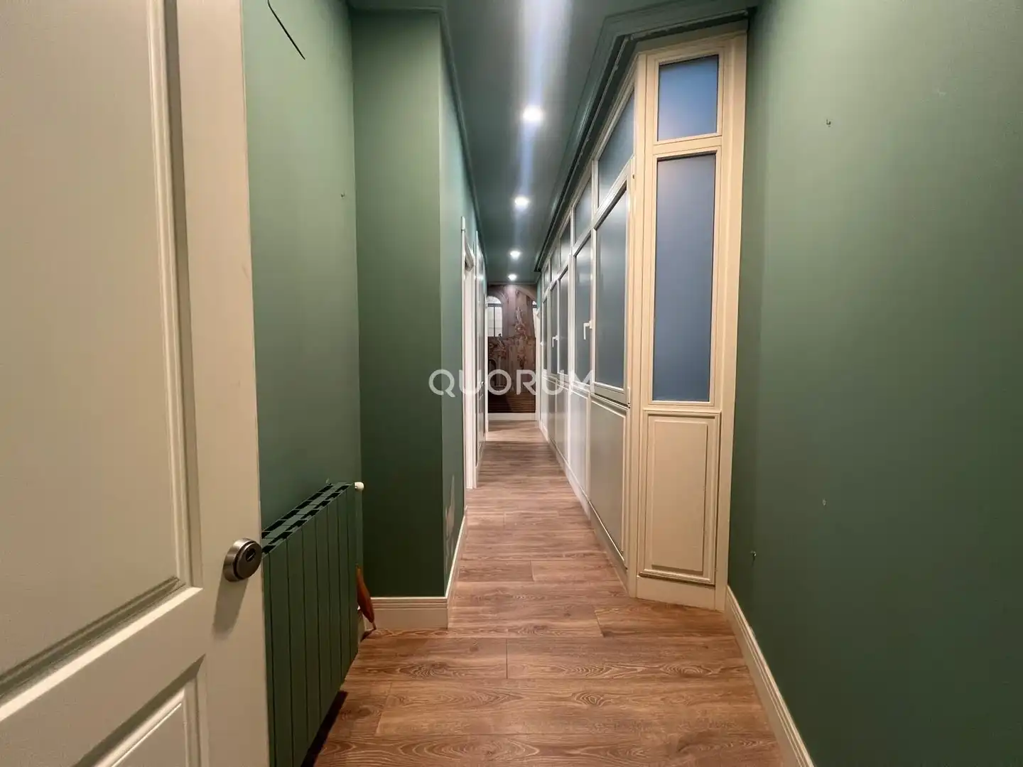 Piso de alquiler en Bilbao  con Calefacción, Parquet y Balcón