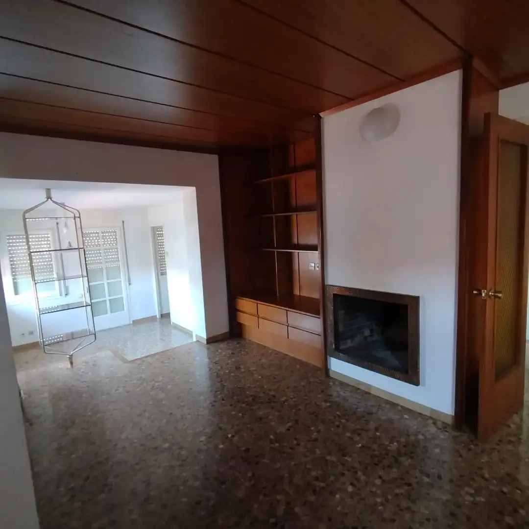 Sala de estar de Ático de alquiler en Navàs con Calefacción y TV