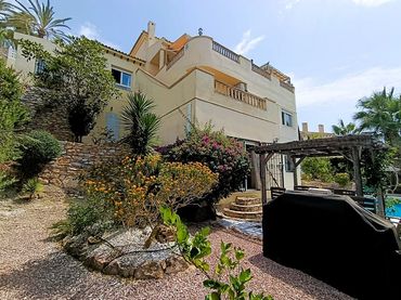 Casa con piscina in vendita a N/A
