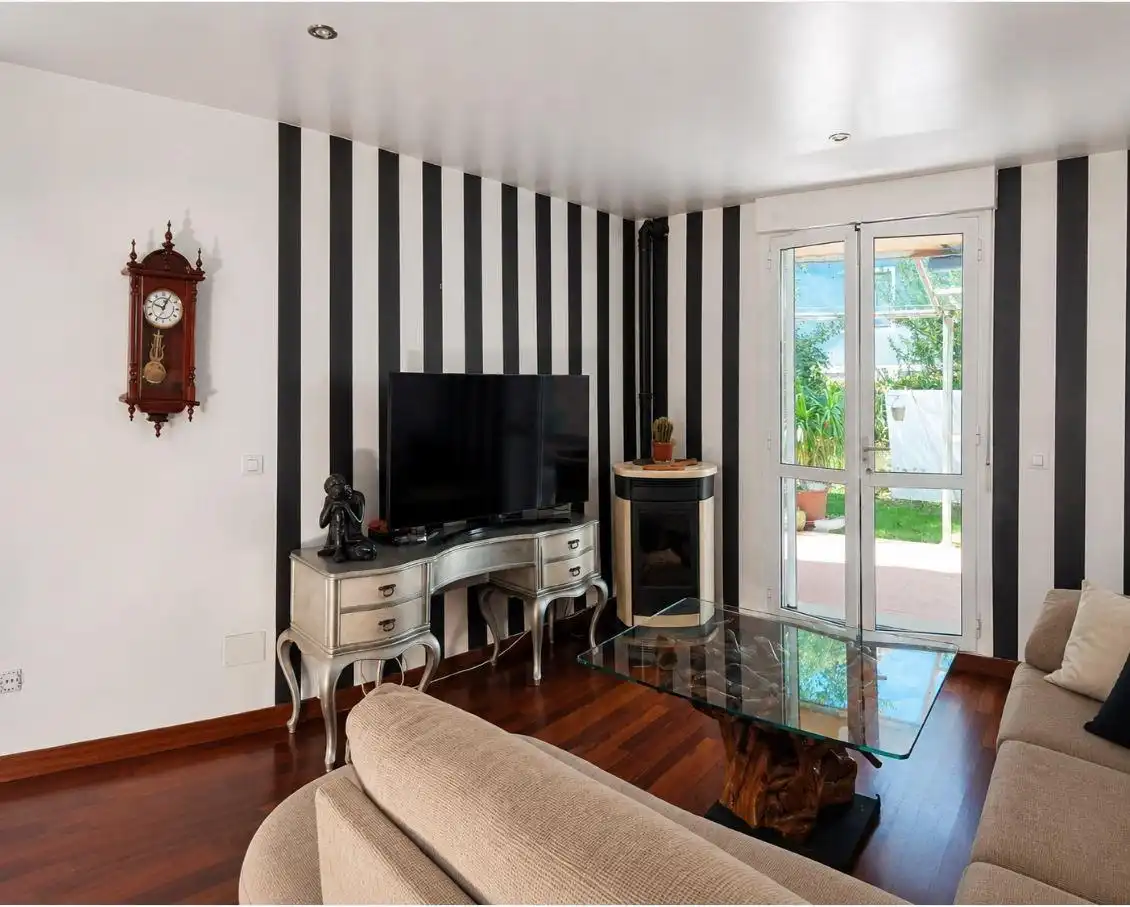 Living room of Ground floor for sale in Piélagos  with Heating, Private garden and Terrace
