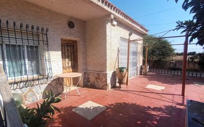 Vista exterior de Casa o xalet en venda en Cartagena amb Aire condicionat i Piscina