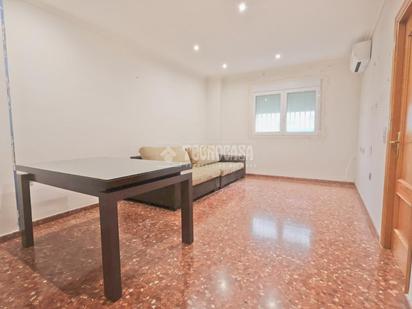 Living room of Flat for sale in Sagunto / Sagunt  with Air Conditioner