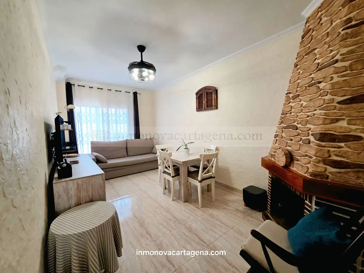 Vista exterior de Casa o chalet en venta en Cartagena con Amueblado
