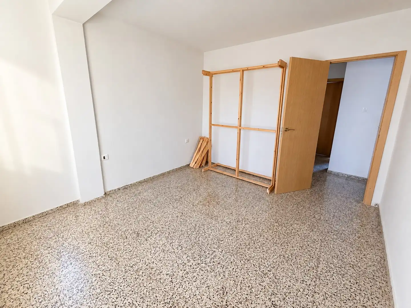 Wohnung zum Verkauf in Calle Pintores Hermanos Clavero 4, imagen 4