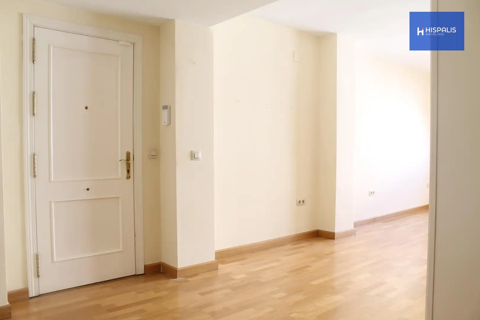 Study for sale in Sevilla  with Air Conditioner and Heating