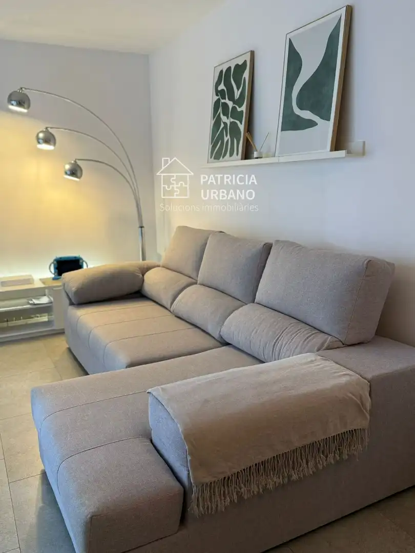 Sala de estar de Piso de alquiler en Cambrils con Aire acondicionado, Calefacción y Terraza