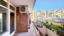 Exterior view of Flat for sale in  Barcelona Capital  with Heating, Private garden and Terrace