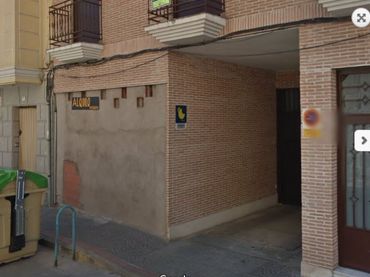 Local comercial en venda a Mora