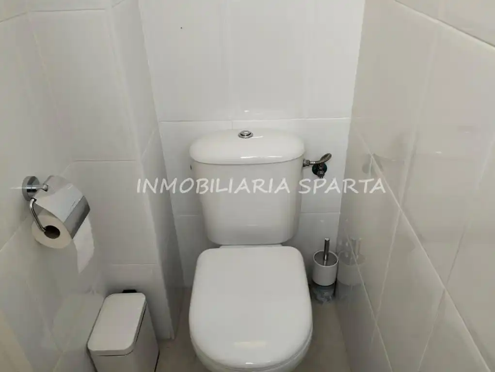 Baño de Casa adosada en venta en Coria del Río con Aire acondicionado, Terraza y Trastero