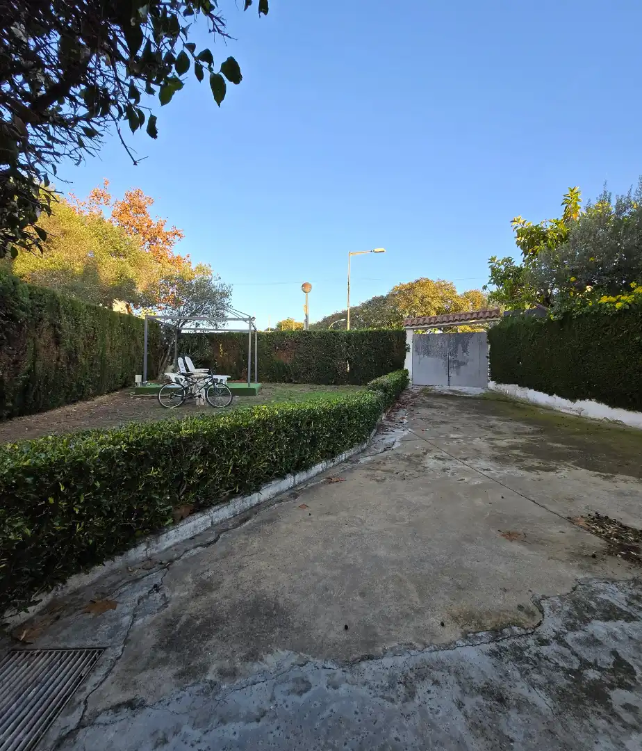 Garten von Einfamilien-Reihenhaus zum Verkauf in Cambrils mit Privatgarten, Ofen und Gemeinschaftspool