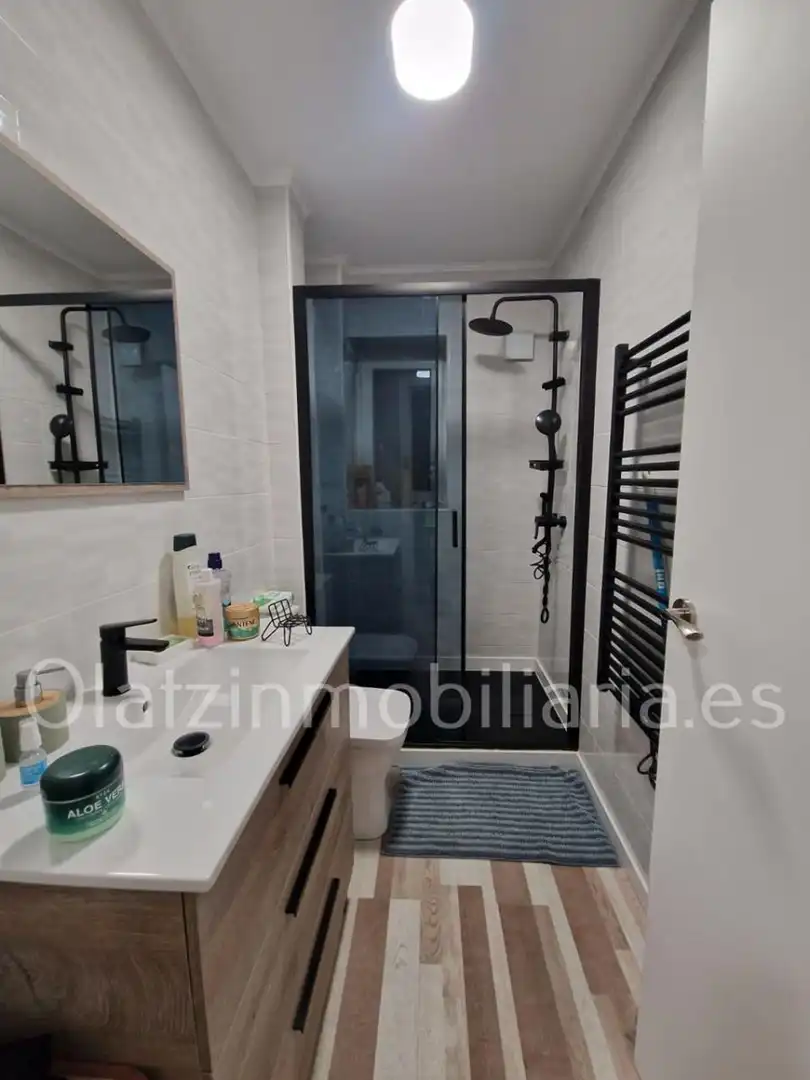 Bathroom of Flat for sale in Güeñes  with Heating and Terrace
