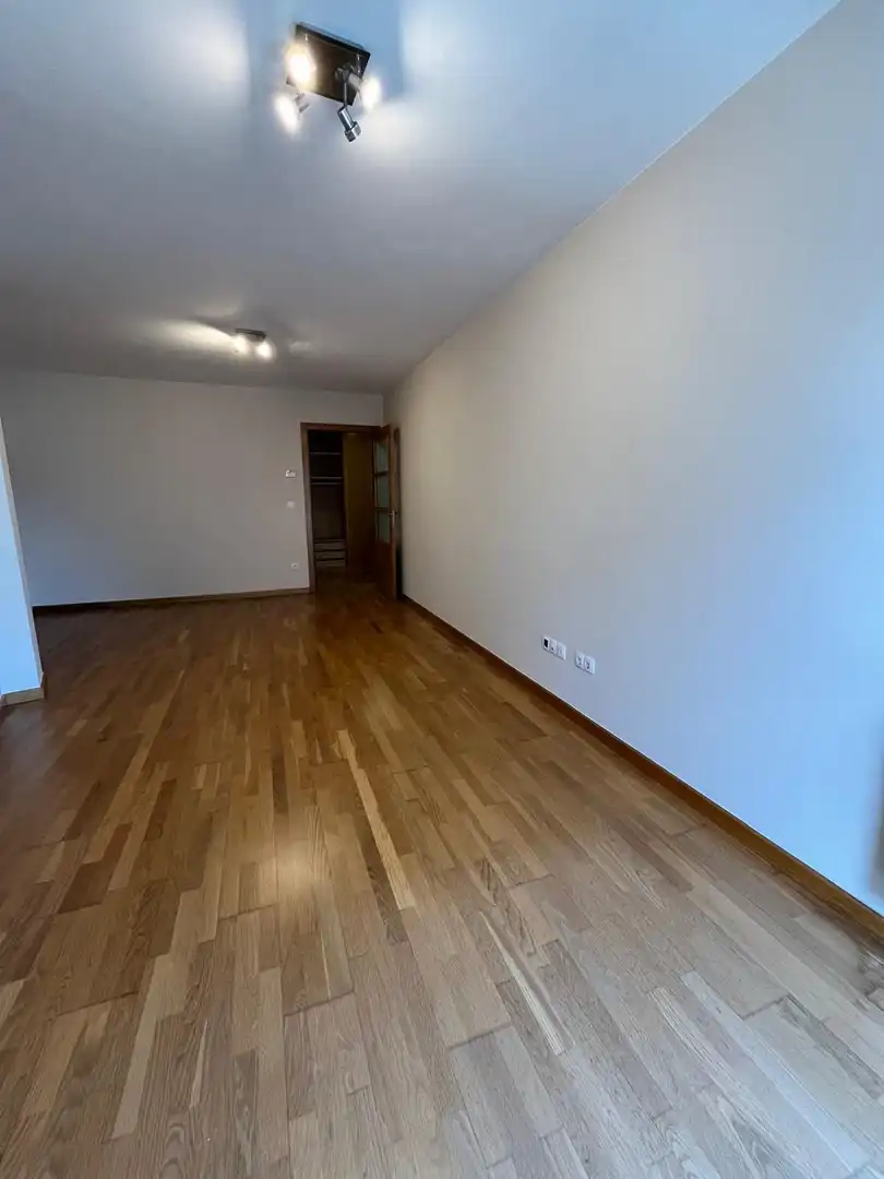 Flat for rent in Cambre   with Heating and Storage room
