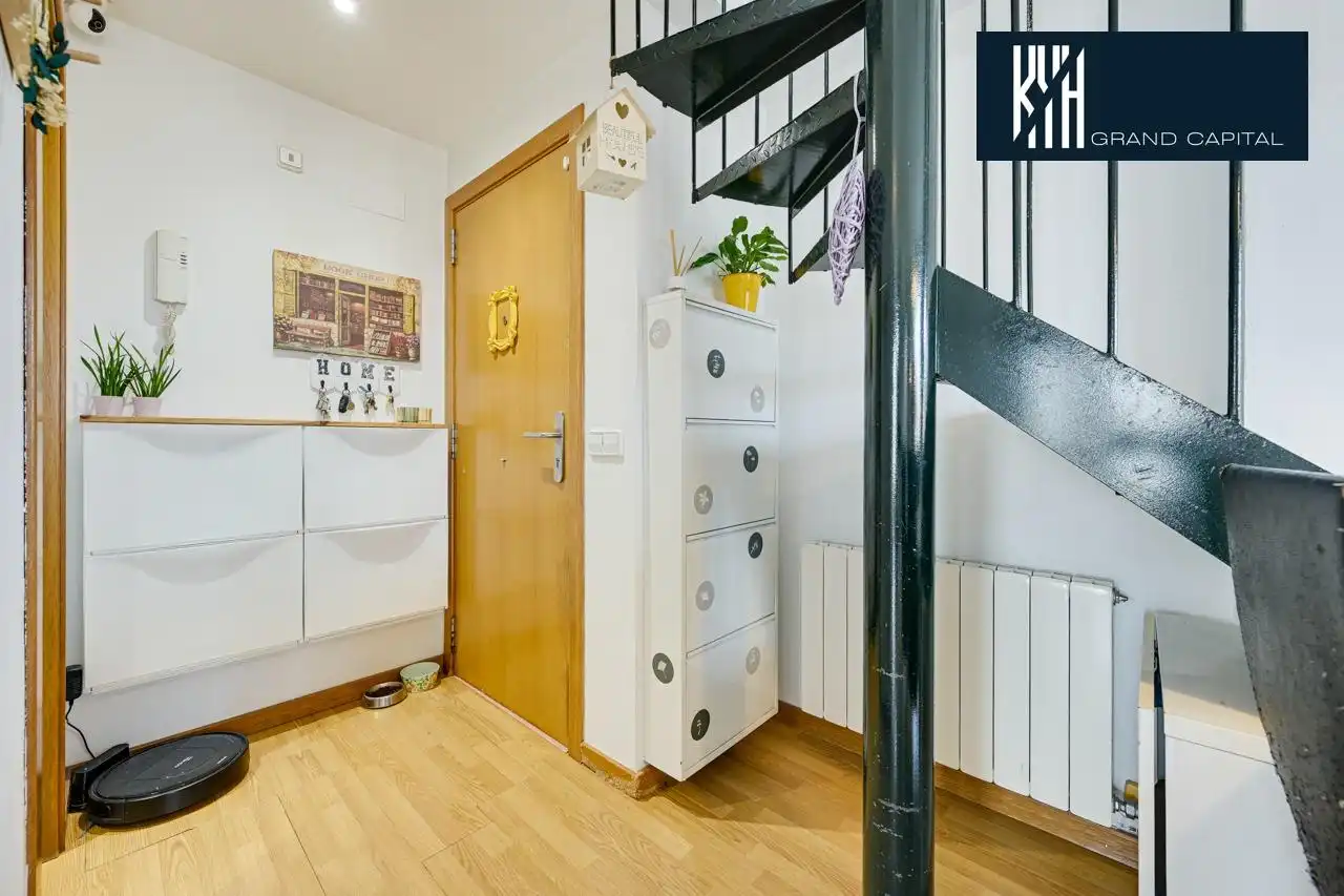 Dúplex en venta en Salt con Calefacción, Terraza y Balcón