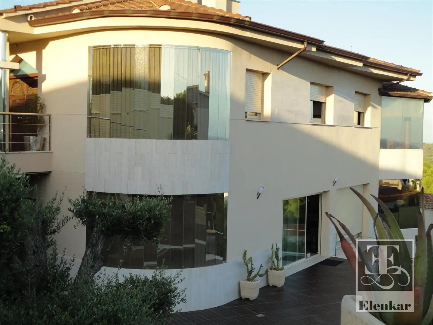Vista exterior de Casa o chalet en venta en Cunit con Calefacción, Terraza y Trastero