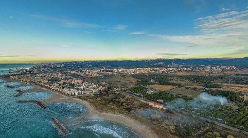 Photo 4 of Flat for sale in Ps Salzes, Santa Maria, Vilanova i la Geltrú