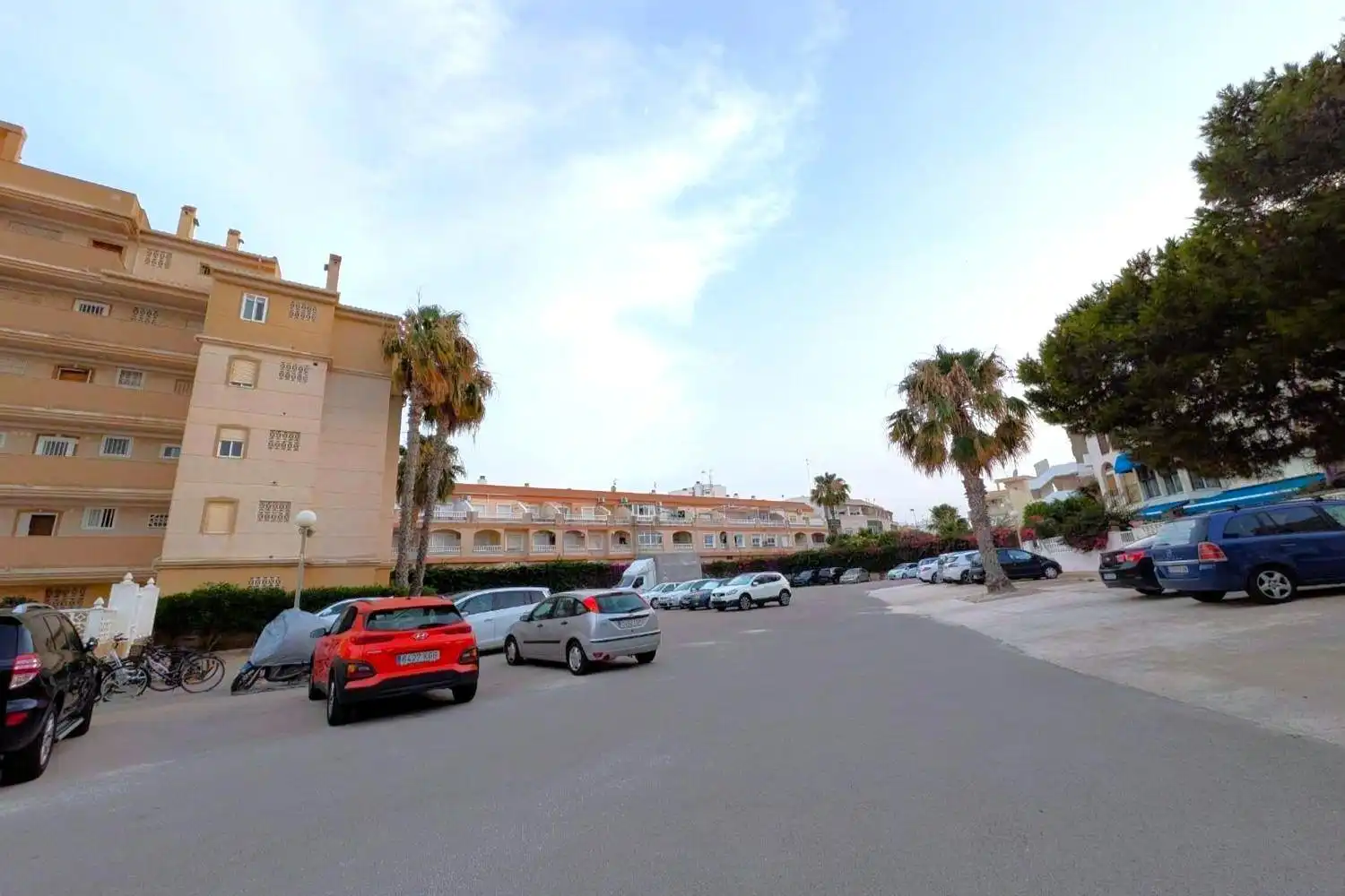 Parking de Apartamento en venta en Torrevieja con Aire acondicionado, Calefacción y Amueblado