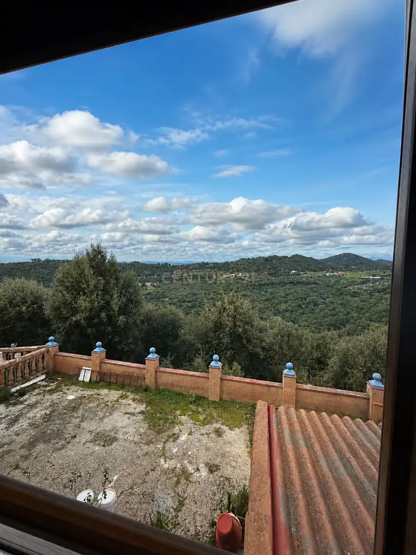 Casa o xalet en venda en Cáceres amb Jardí privat i Piscina