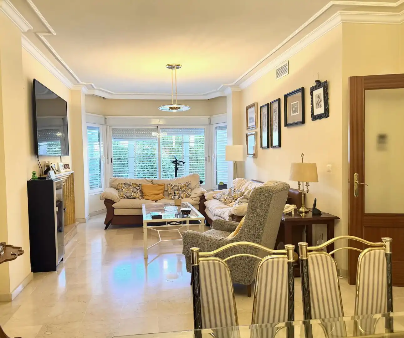 Villa con piscina in vendita a Gines, imagen 2