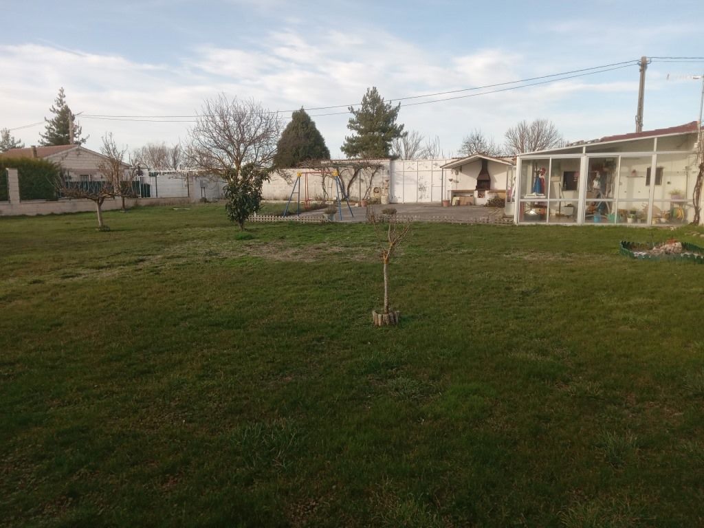 Finca rústica en venda en Quintanilla Vivar amb Jardí privat i Moblat