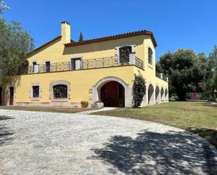 Vista exterior de Casa o xalet de lloguer en Cabrera de Mar amb Aire condicionat, Calefacció i Jardí privat