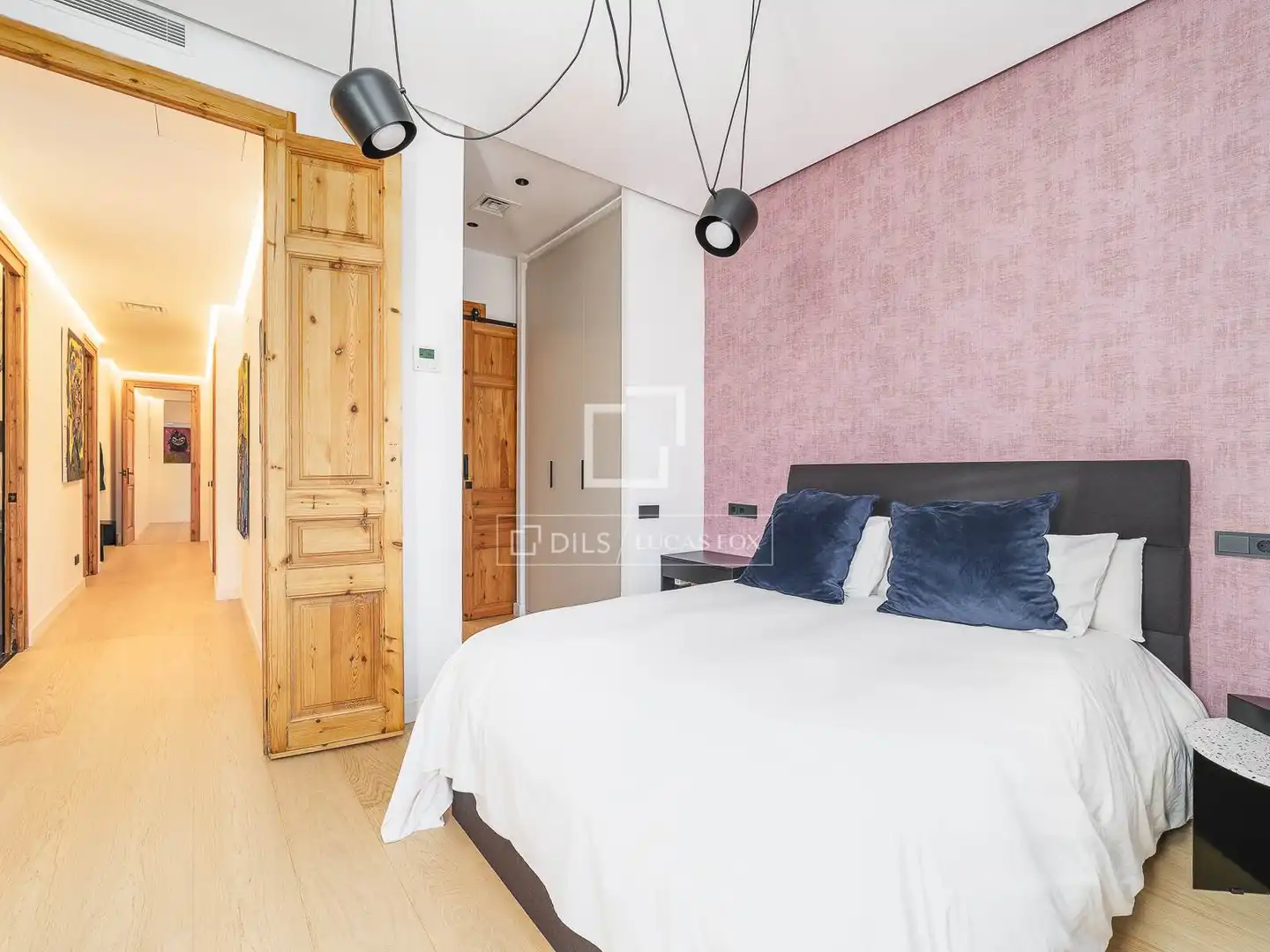 Schlafzimmer von Wohnung zum Verkauf in Barcelona mit Klimaanlage, Terrasse und Balkon