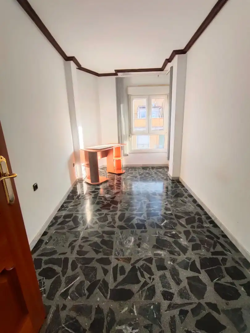Wohnung zum Verkauf in Guadix mit Terrasse