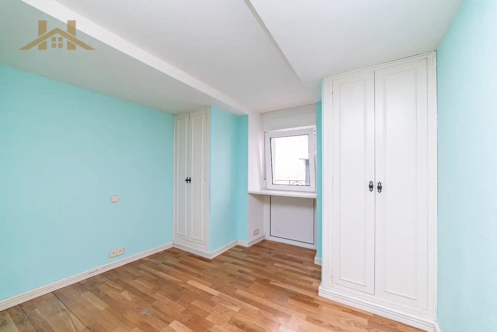 Bedroom of Flat for sale in San Lorenzo de El Escorial  with Balcony
