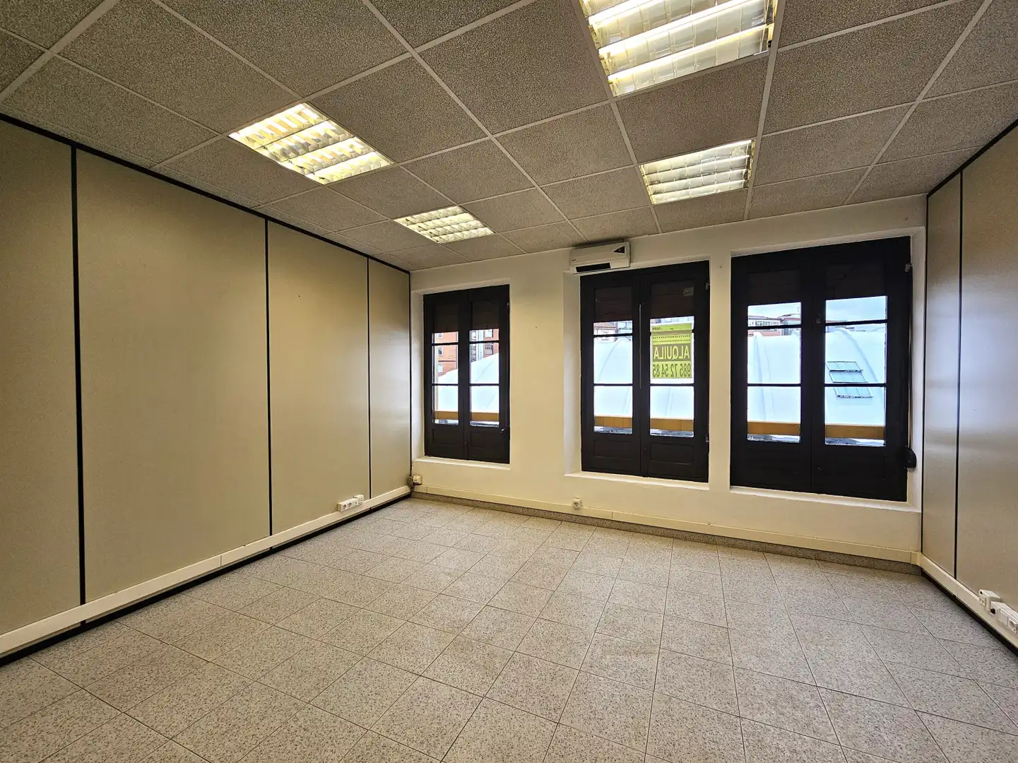 Office for rent in Siero