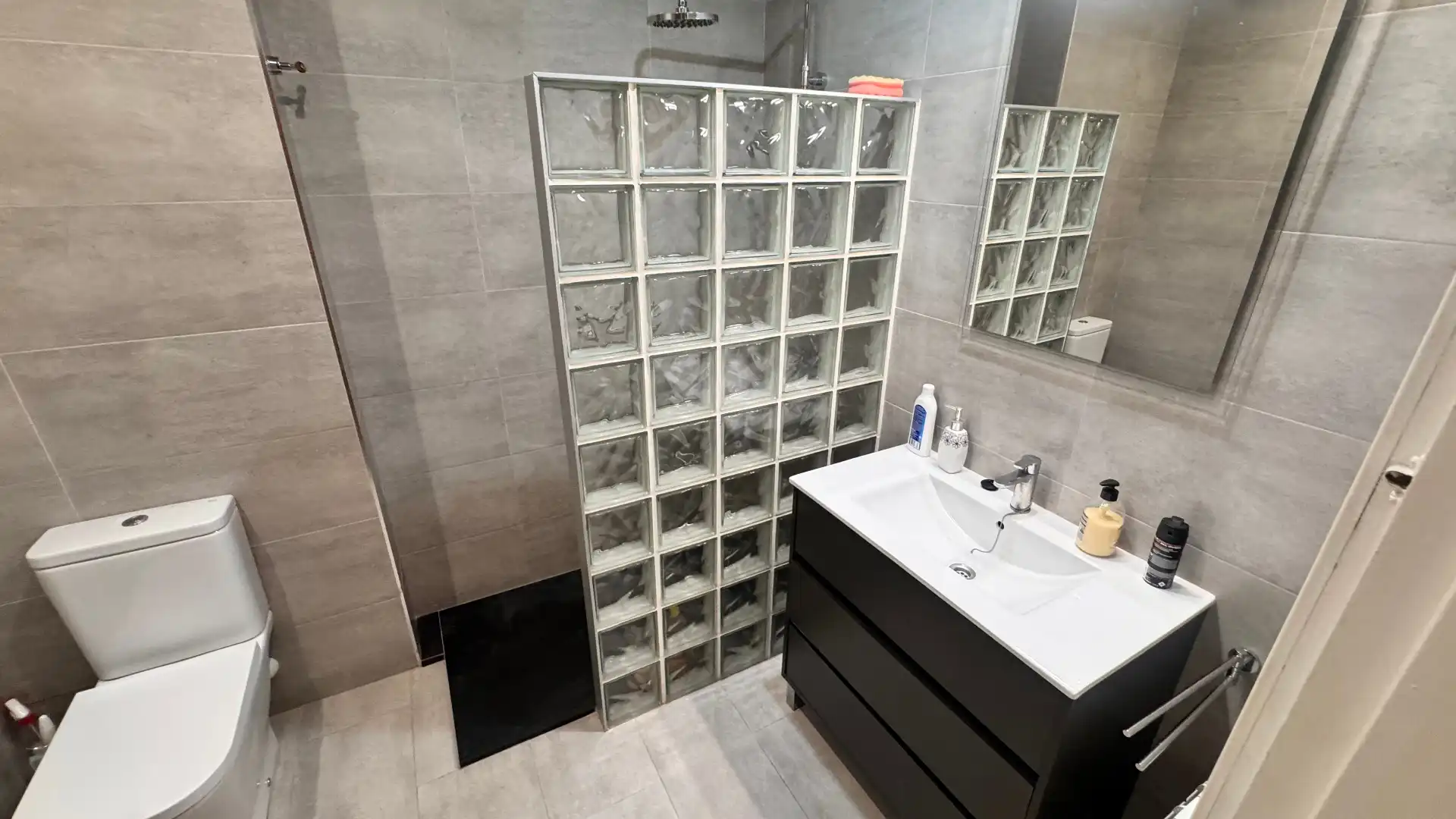 Baño de Casa adosada en venta en Altafulla con Aire acondicionado, Calefacción y Jardín privado