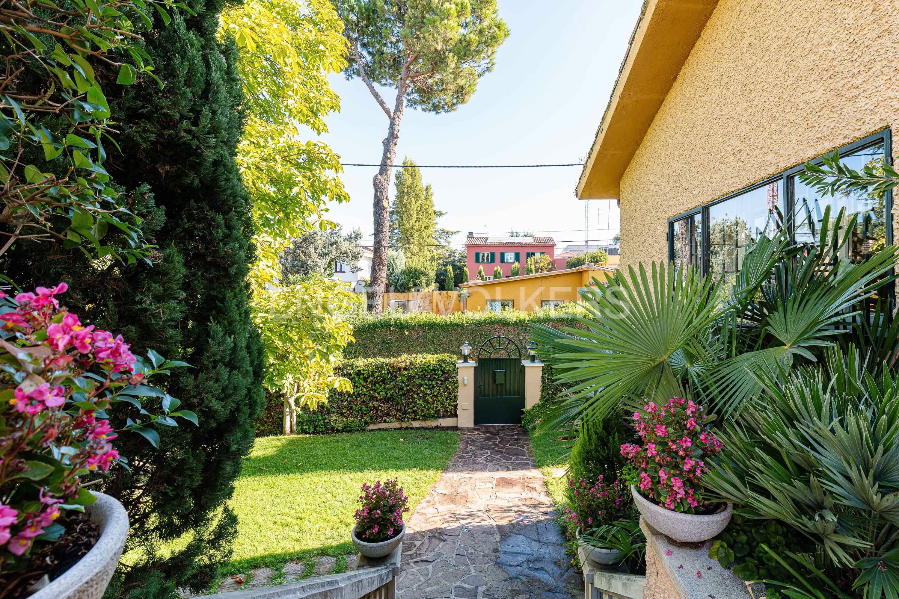 Jardín de Casa o chalet en venta en Pozuelo de Alarcón con Aire acondicionado, Calefacción y Jardín privado