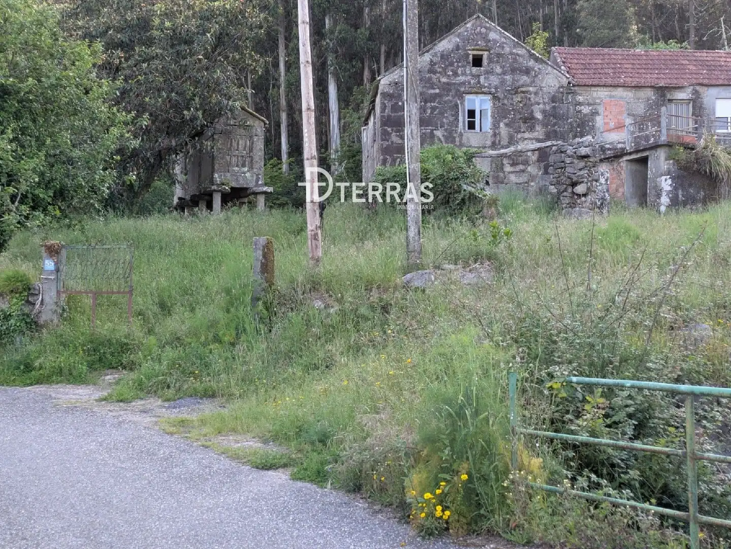 Houses for sale in Vilaboa  with Private garden